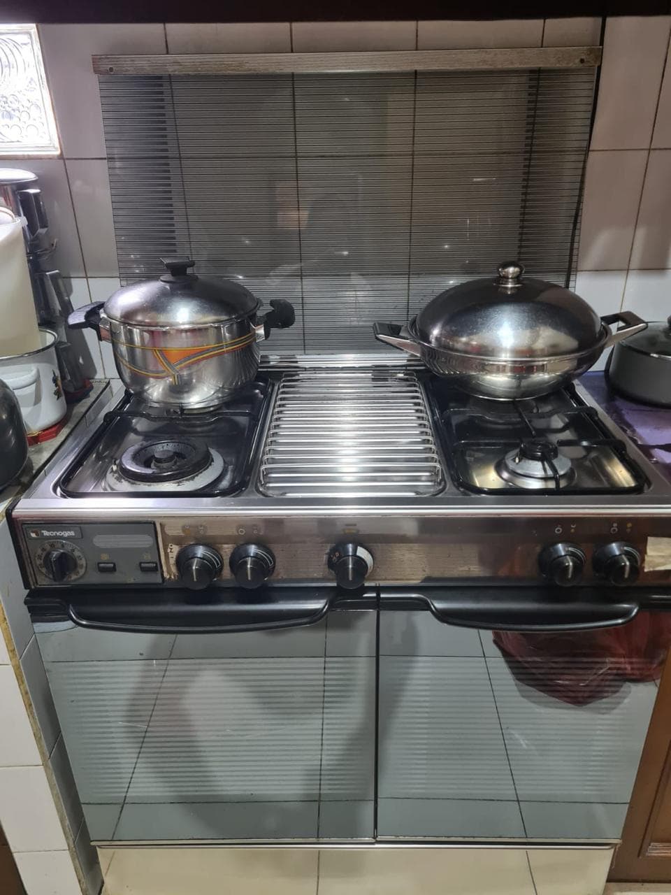 Kompor Freestanding Modena